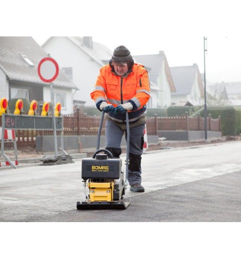 Bomag 14.2 Inch Single Direction Vibratory Plate - Honda GX120 Engine Bomag 14.2 Inch Single Direction Vibratory Plate - Honda GX120 Engine
