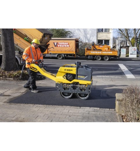 Bomag 28 Inch Double Drum Vibratory Walk Behind Roller Bomag 28 Inch Double Drum Vibratory Walk Behind Roller