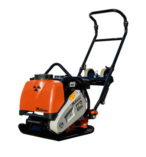 Multiquip 2315 Lb Force Gas Powered Honda GX120 OneWay Plate Compactor with 13.8 Inch Water Tank